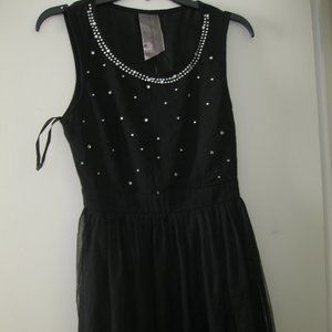 NWT Size S B=32" W=26" black rhinestone trim, tulle skirt dress
